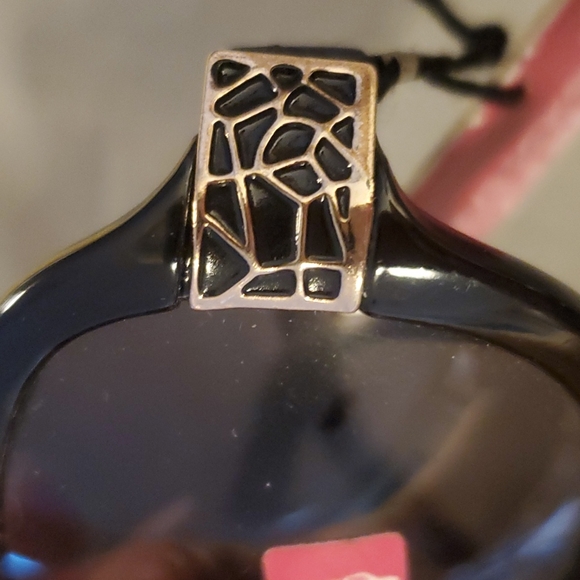 Foster Grant Sunnies - Picture 6 of 6